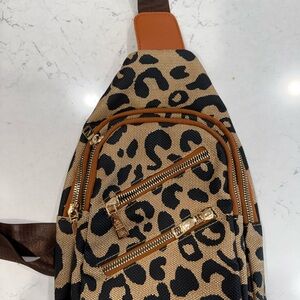 Leopard Print Sling Crossbody Bag in Tan & Black
